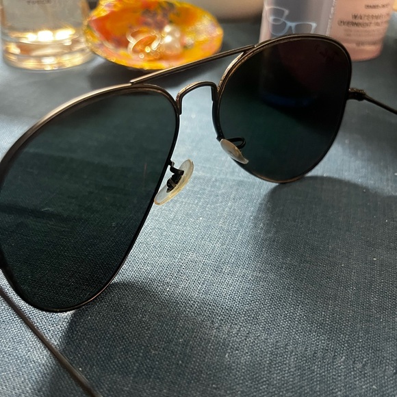 Black size large polarized Rayban aviators - Picture 5 of 5